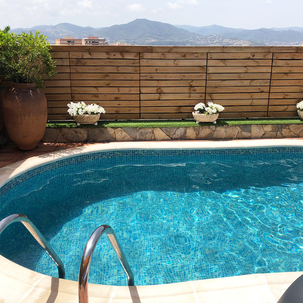 Impermeabilizante Total piscinas Gresite endurece, regenera y consolida juntas de gresite