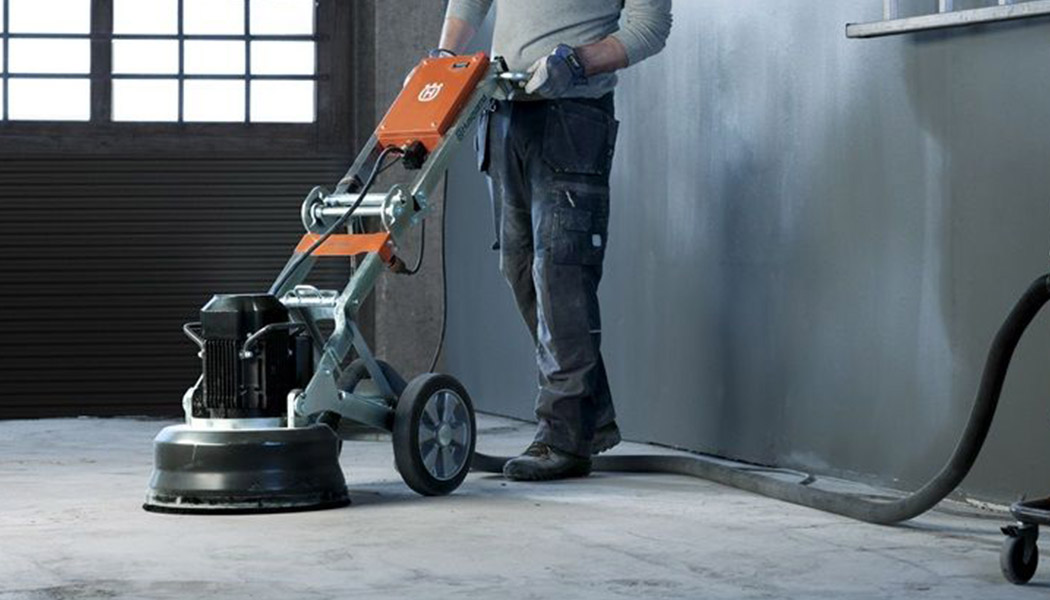 Adaptador magnético Husqvarna para el pulido y desbaste de suelos con máquina