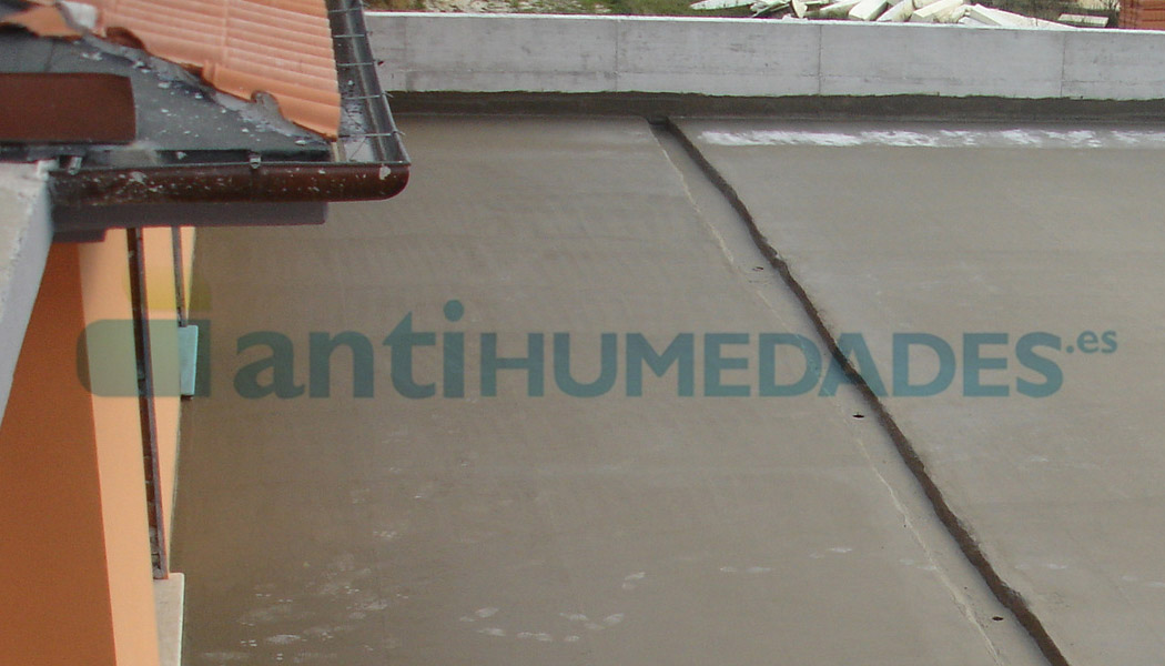 Impermeabilizar terrazas y balcones con mortero impermeable Mortelastic de Sopgal